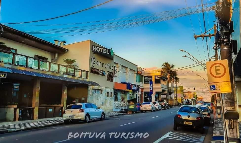 Hotel Garrafao - Localizado No Centro Comercial De Boituva - Sp Екстериор снимка